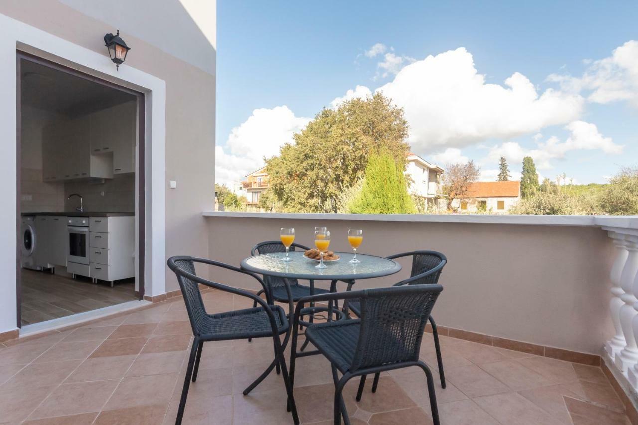 Apartman Lipotica Diklo Zadar Exterior photo