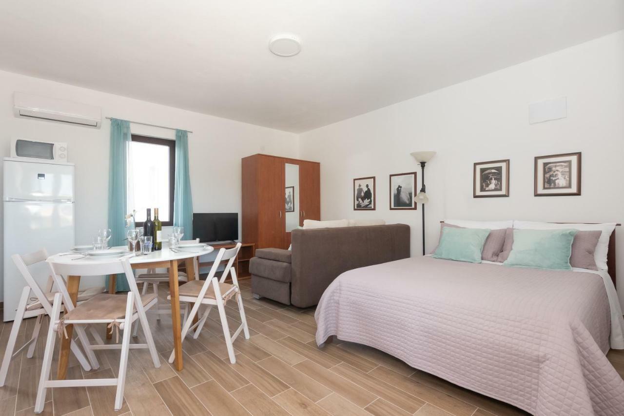 Apartman Lipotica Diklo Zadar Exterior photo